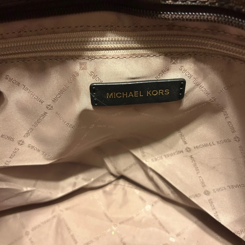 Authentic Leather Michael Kors Jet Set Tote Travel Bag